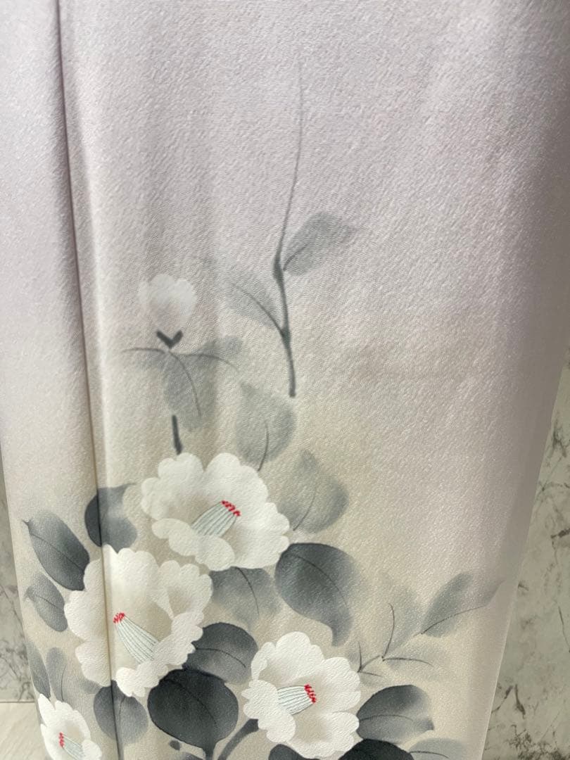 ご購入者様決定正絹付け下げ 薄いふじ色 つばき花柄 一つ紋