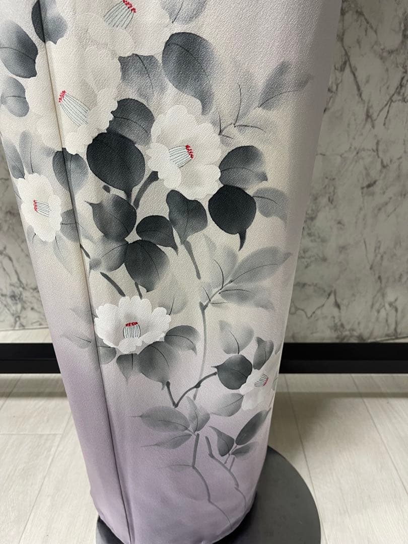 ご購入者様決定正絹付け下げ 薄いふじ色 つばき花柄 一つ紋