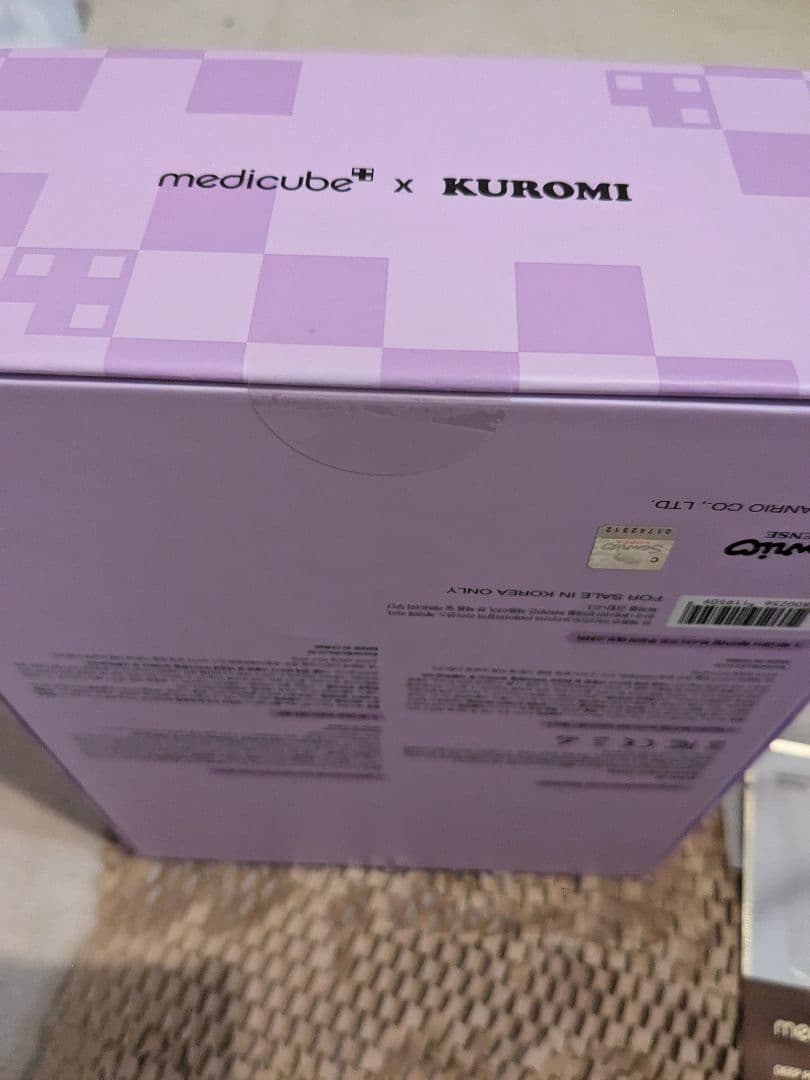 【新品限定品】AGE-R BOOSTER PRO 美顔器キティクロミ美顔器セット