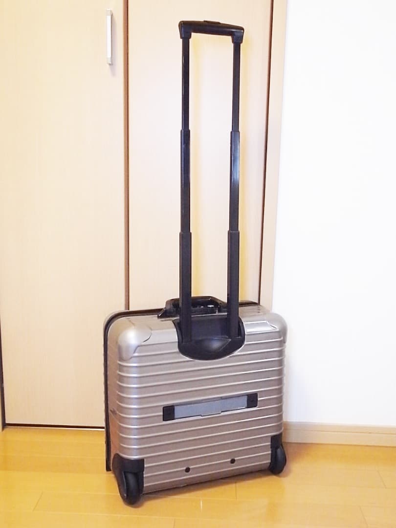 ◇リモワ サルサ ビジネス 機内持込 静音ホイール付◇メンテ・クリーニング済