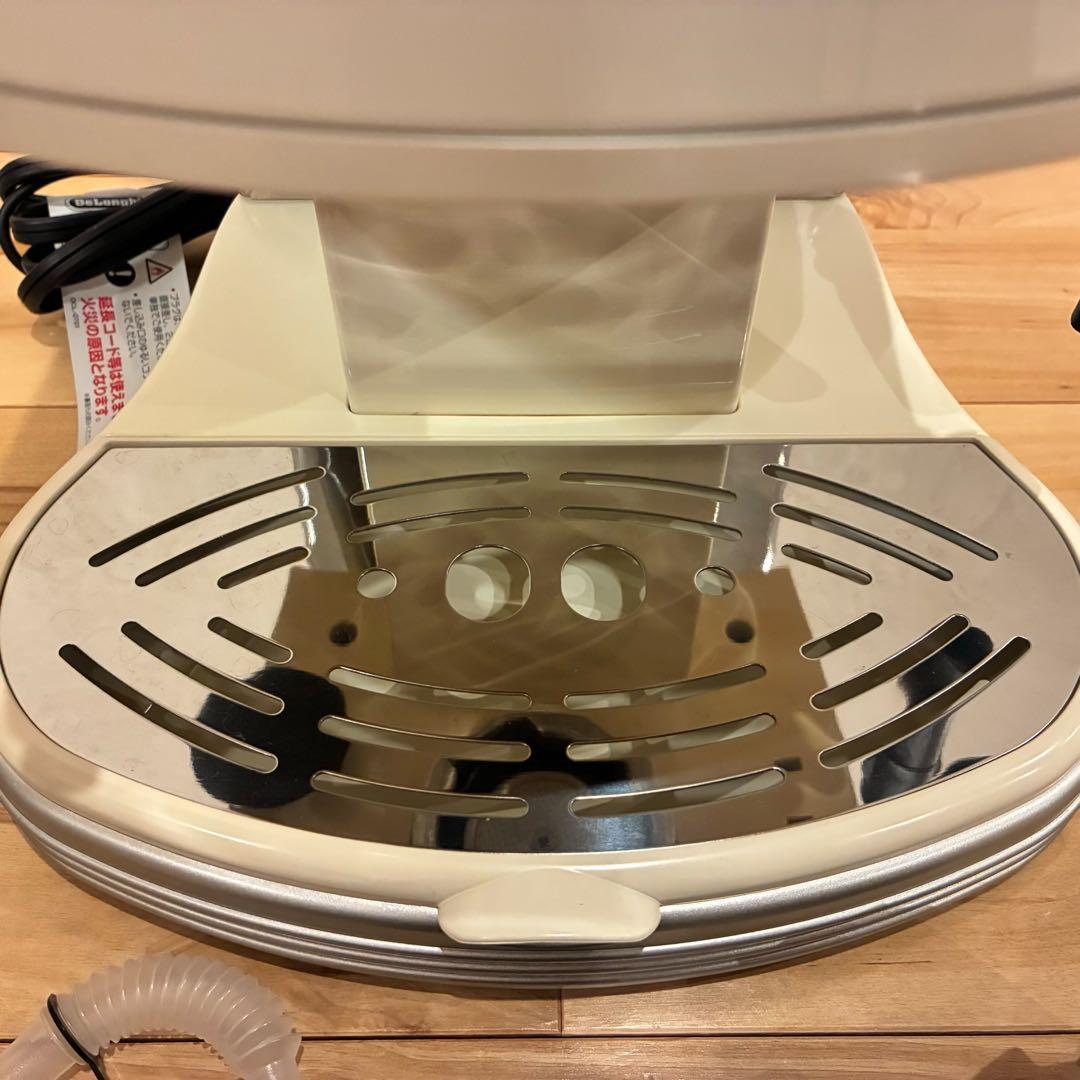 殆ど未使用‼️デロンギ エスプレッソカプチーノメーカー ECM300J-E