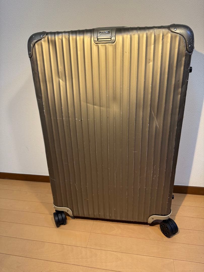 【全車輪交換済】　リモワRIMOWA TOPAS TITANIUM 98L