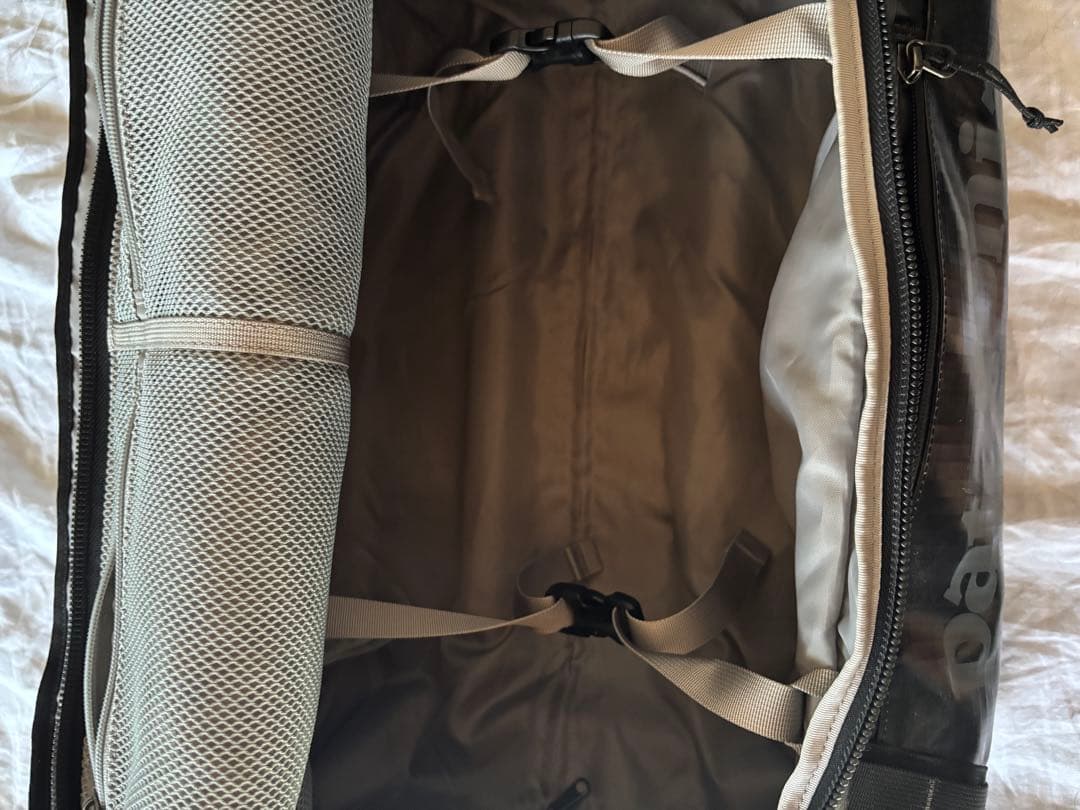 Patagonia　Black Hole Wheeled Duffel 40L