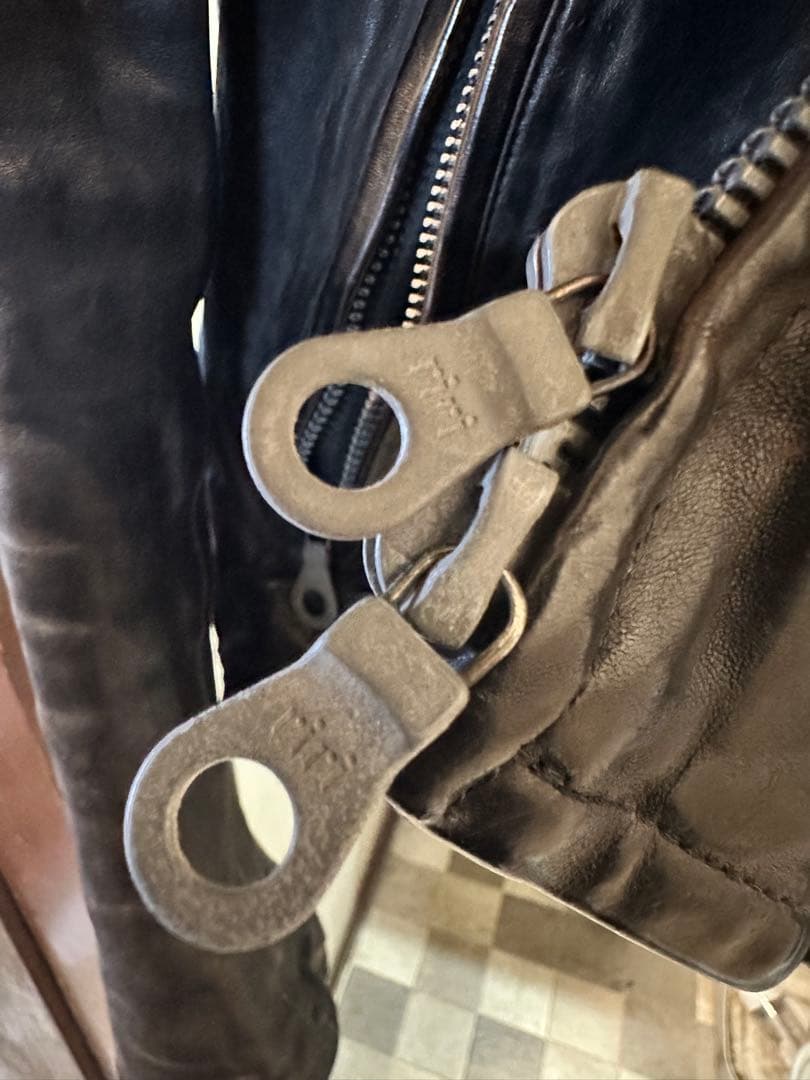 バックラッシュ イタリアンダブルショルダー シングルライダース S