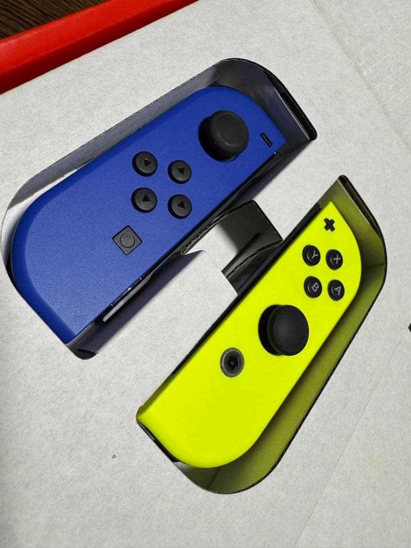 【完品】Nintendo Switch 本体（商品箱付）
