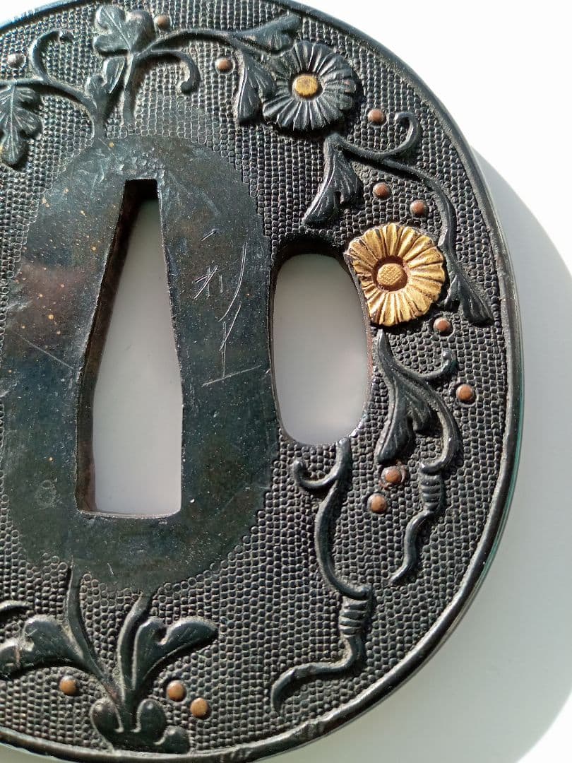 鐔(鍔)　古金工　桃山〜江戸初期