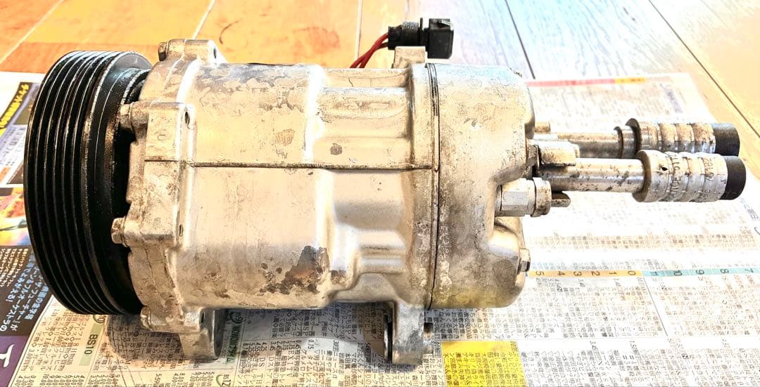 eminem.67さま専用96vwヴァナゴン t4 エアコンコンプレッサー