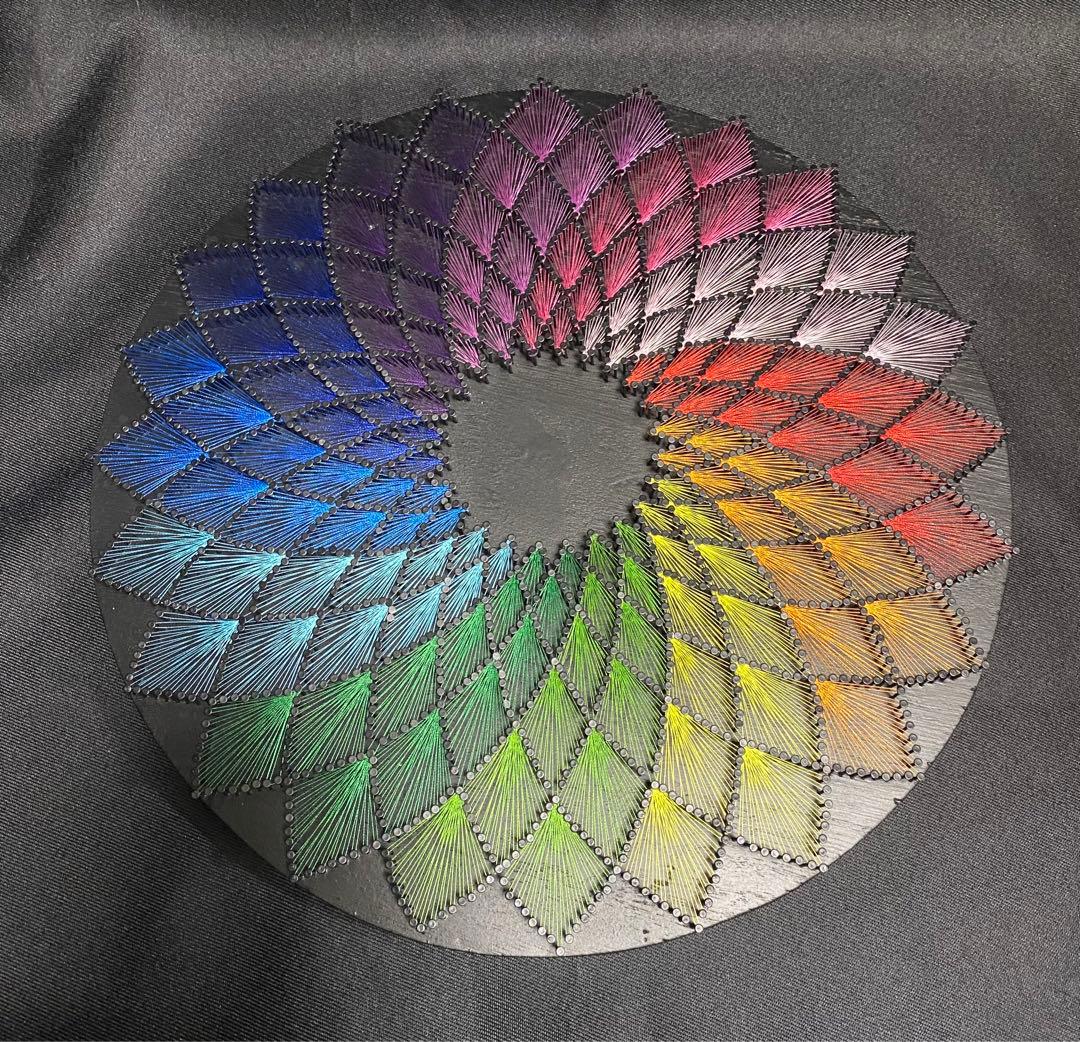 糸掛けアート　糸掛け曼荼羅　ストリングアート　虹恋花