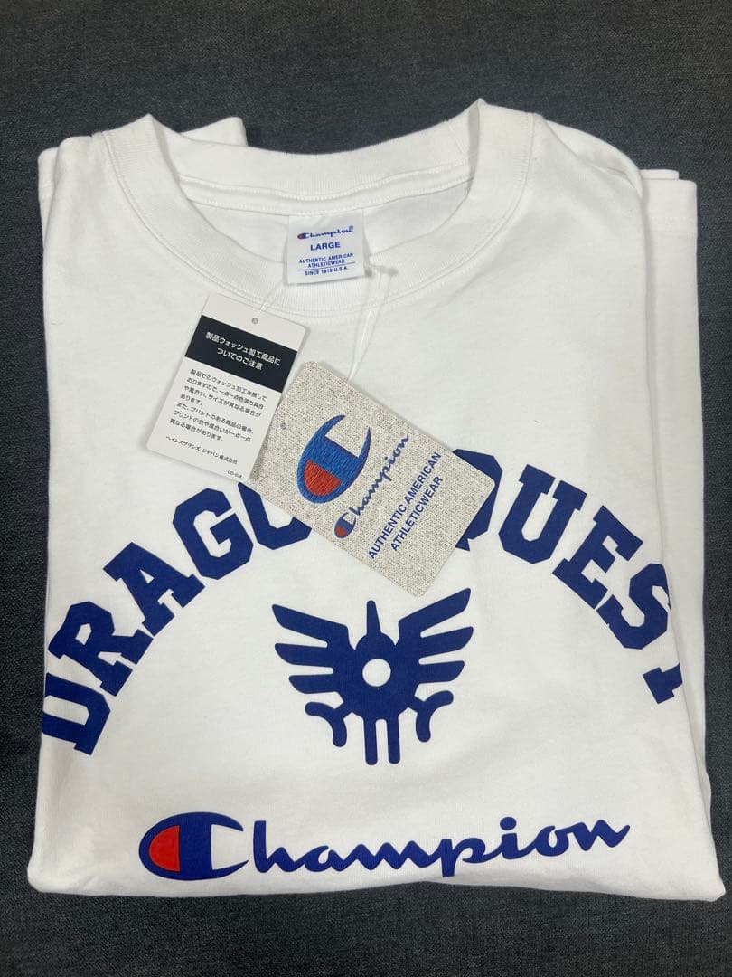 【新品】チャンピオン×ドラゴンクエスト コラボ Tシャツ Lホワイト