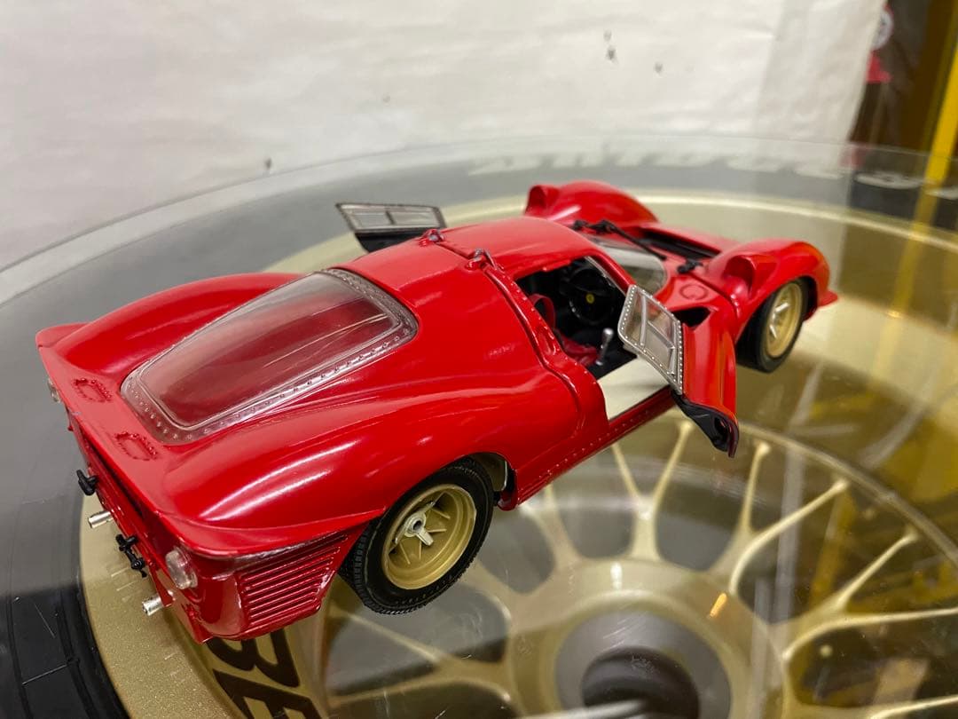 フェラーリ　330P4