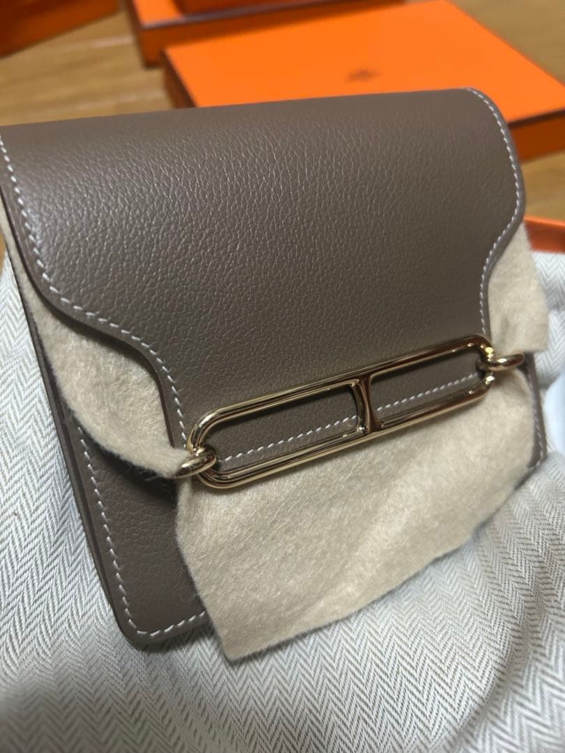 エルメス 財布 ロウリス ルリ スリム エトゥープ/ゴールド金具 HERMES
