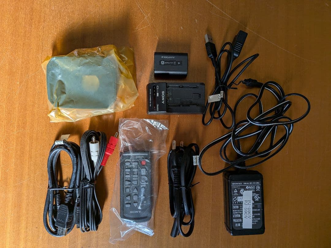 Sony HDR-PJ590V ビデオカメラ