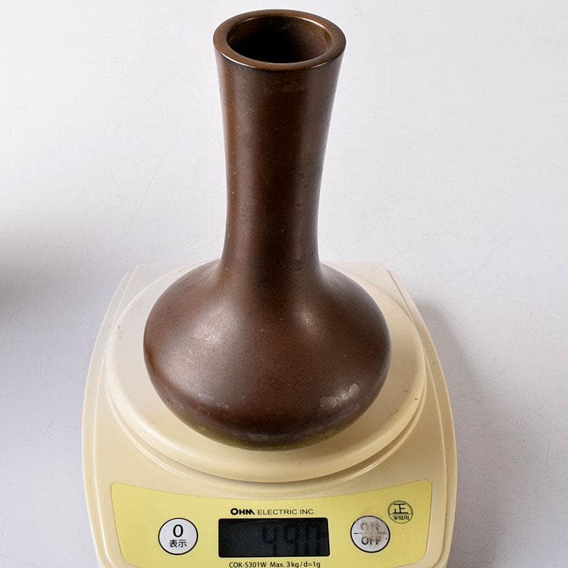 釜師　高木治良兵衛造　唐銅　柄杓立　鶴首花入　共箱　V　7587