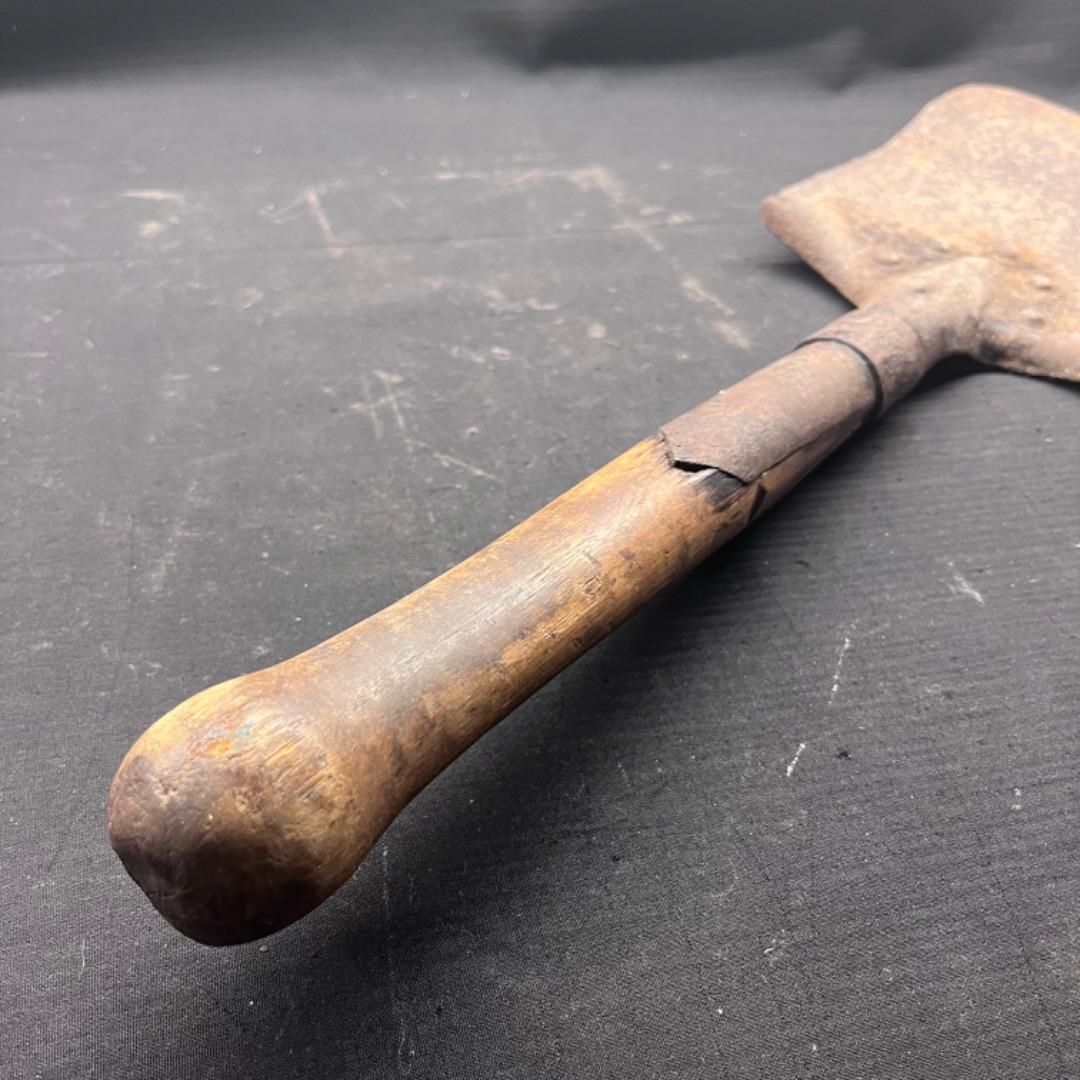 ▽Fc右1012 希少 ドイツ軍 実物 ストレートスコップ