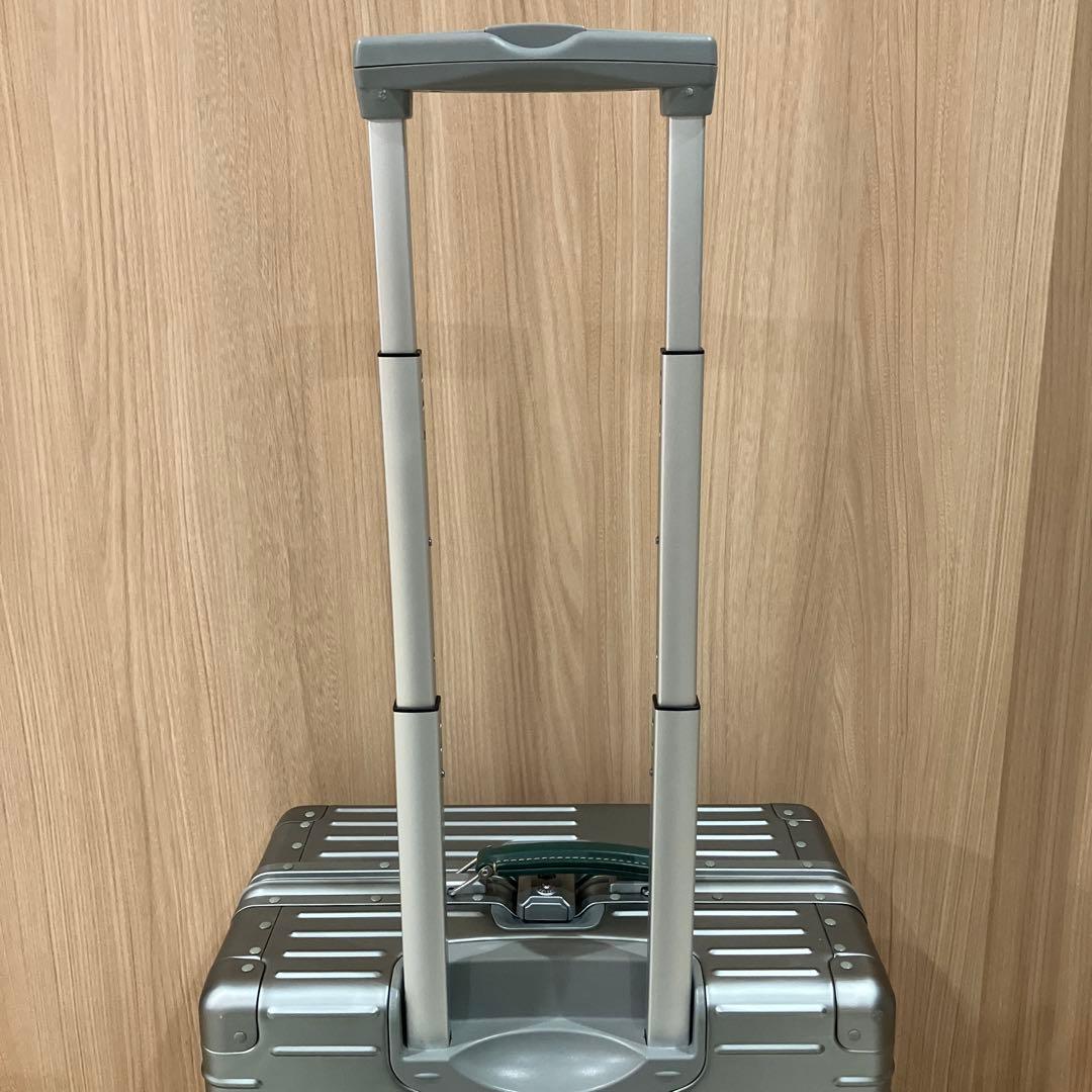 スーツケース　innovator