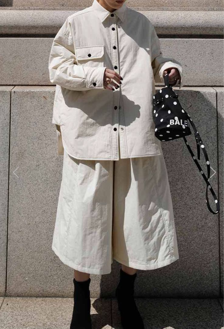 マチャット　machatt パファーキュロットパンツ アイボリー