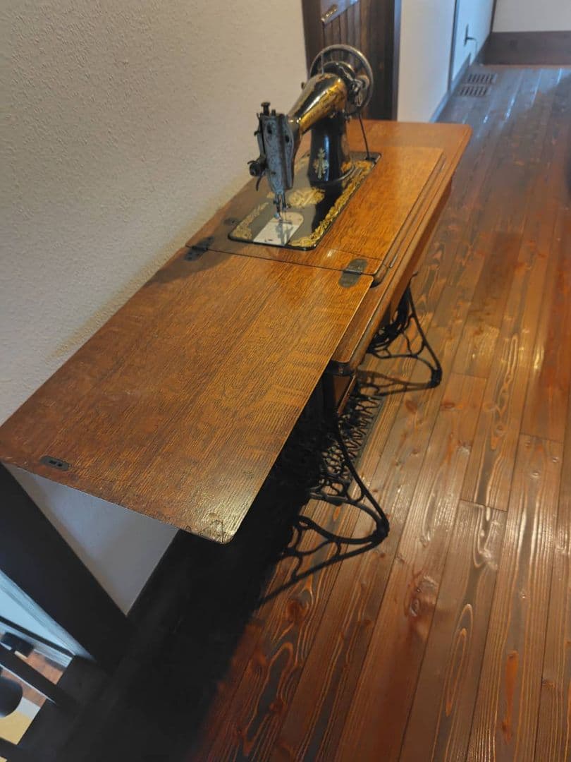 SINGER 足踏みミシン アンティーク