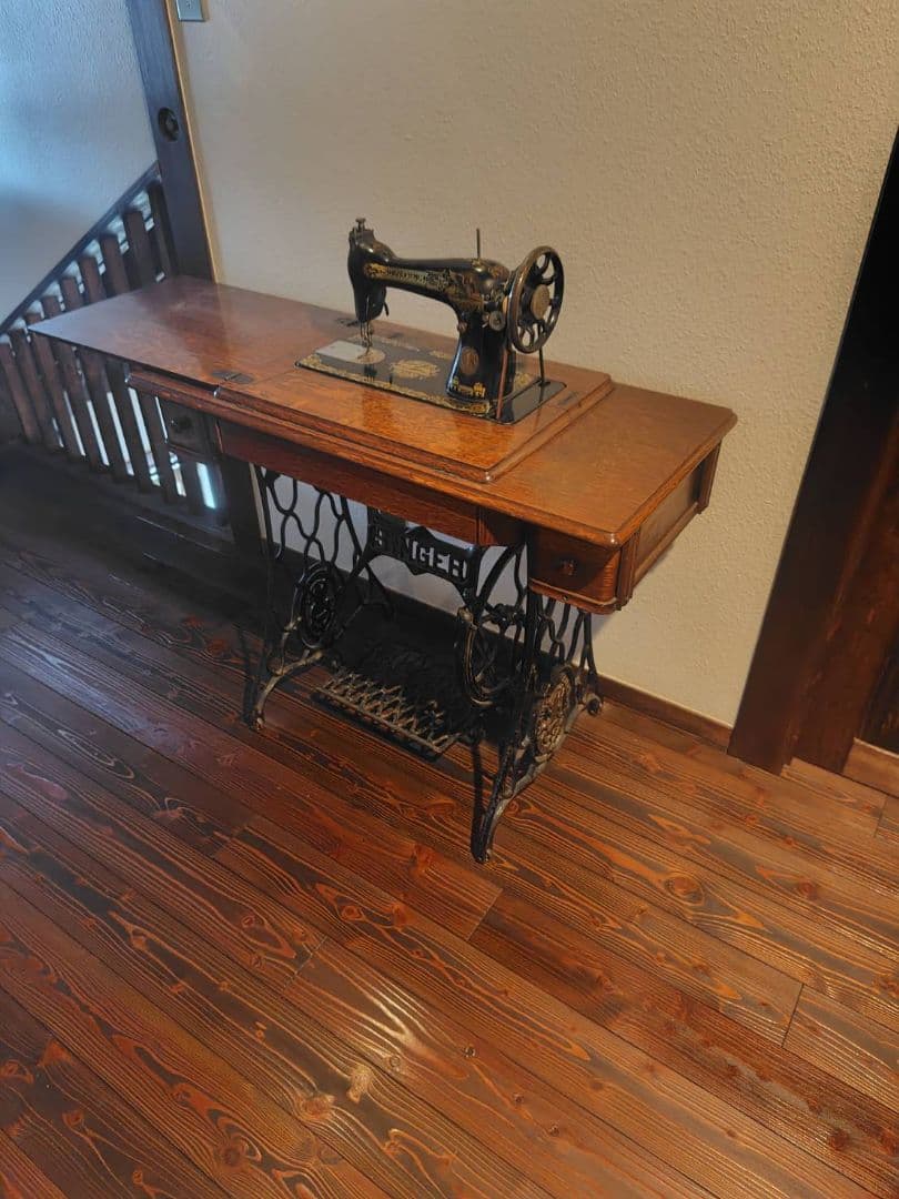 SINGER 足踏みミシン アンティーク