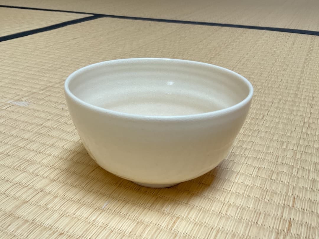 【美品】眞葛香斎　桜花筏茶碗　共箱あり　26