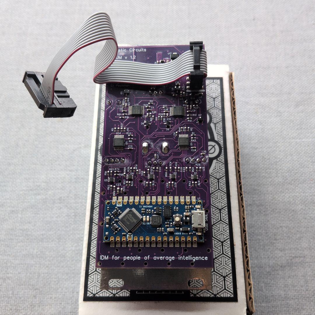 鍵盤楽器 MYSTIC circuit IDUM