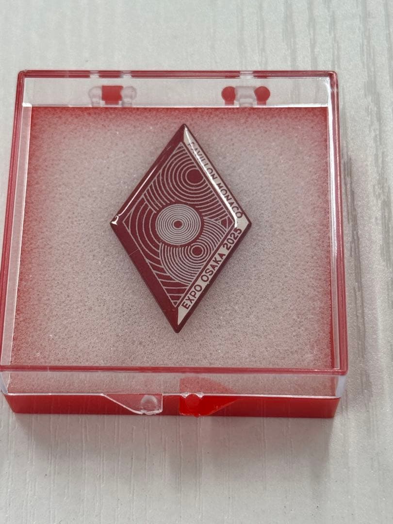 「超レア」万博モナコピンバッジ
