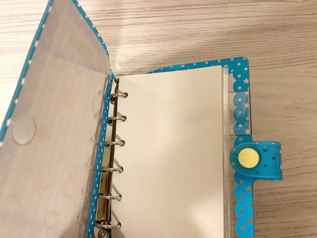 にゃんにゃんにゃんこ　サンエックス　シール帳　バインダー　手帳　未使用品