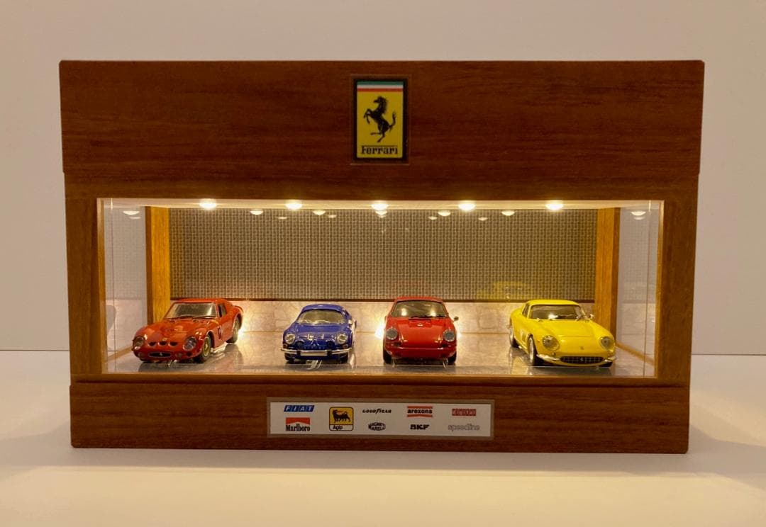 1/43・乱張り＆モザイクタイル・ディスプレーBOX / 照明付ネオジオラマ