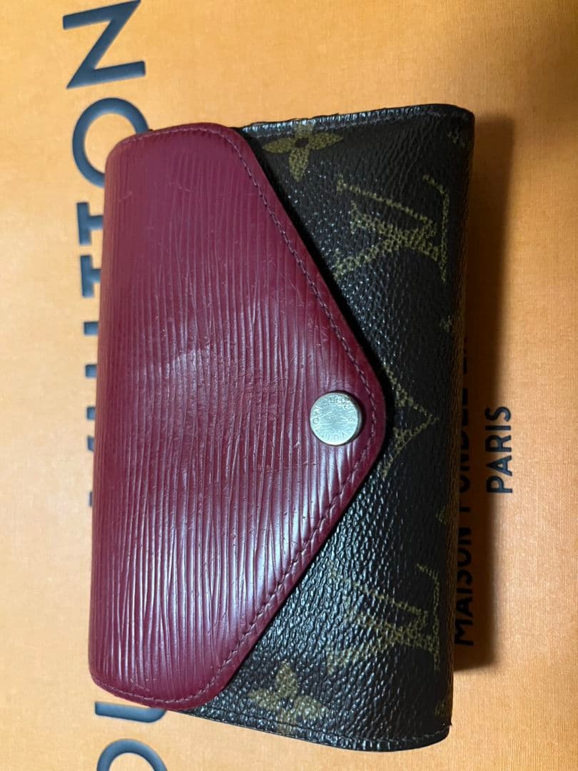 Louis Vuitton モノグラム 折り財布
