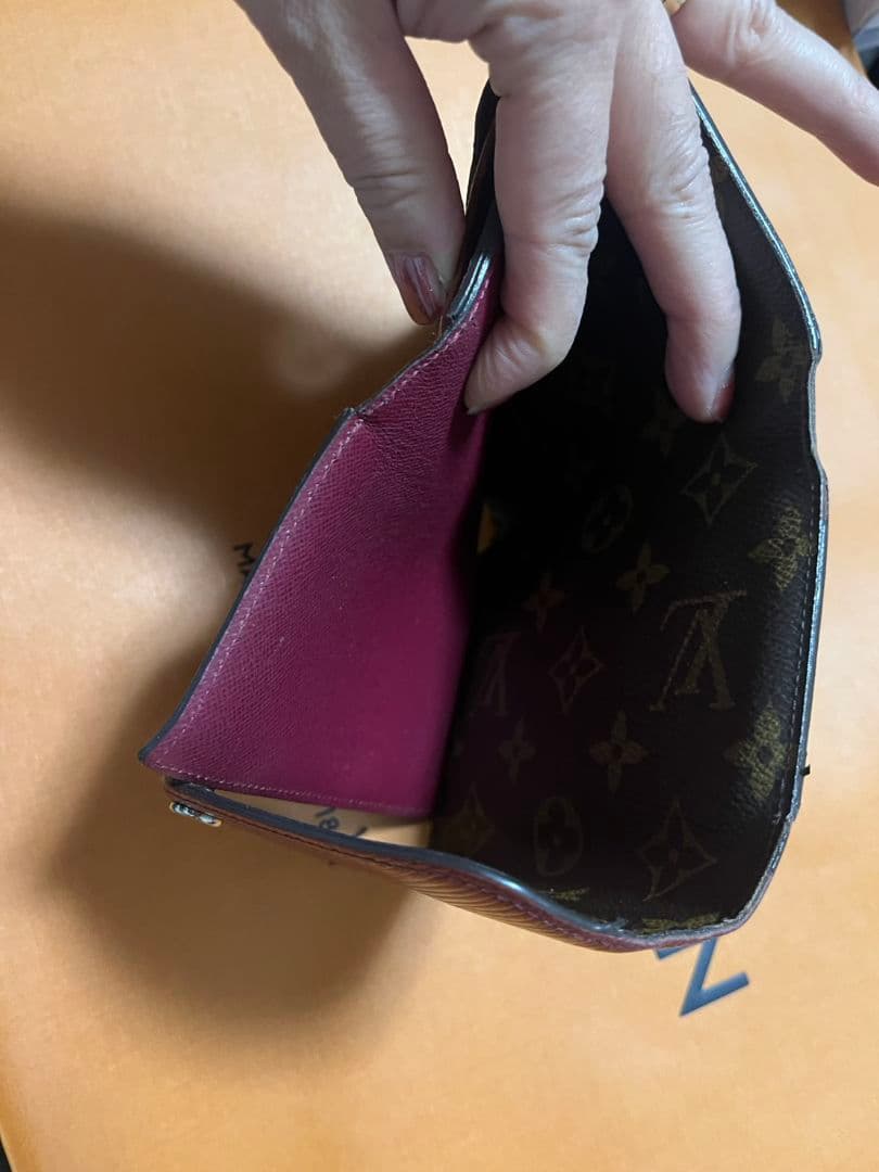Louis Vuitton モノグラム 折り財布