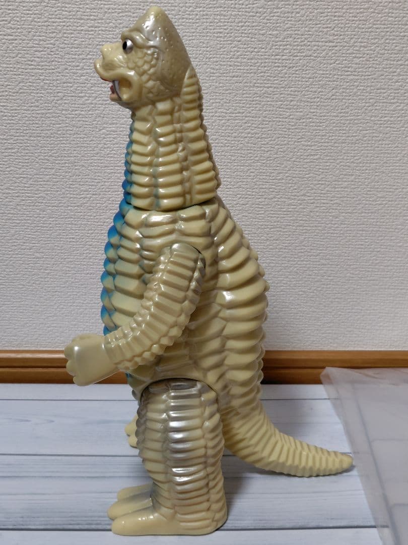 【開封済】マルサン レッドキング450 昭和一期イメージver.　ソフビ