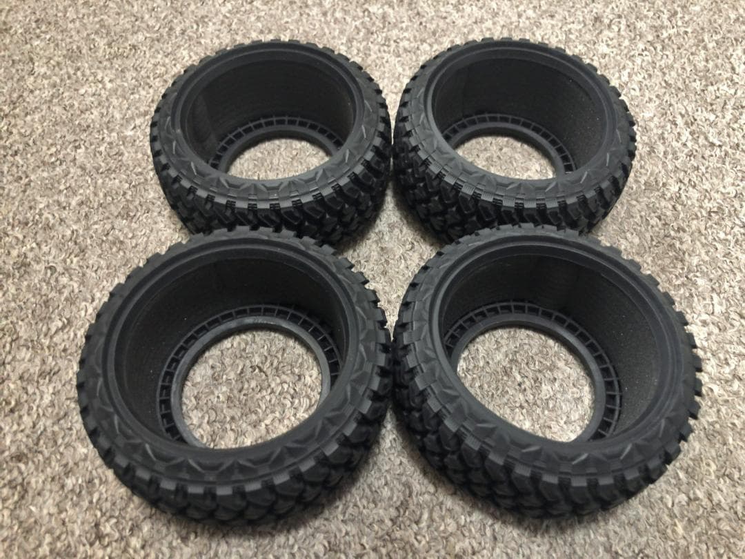 未使用 AXIAL 1/10 ショートコース トラック用タイヤ 2.2/3.0