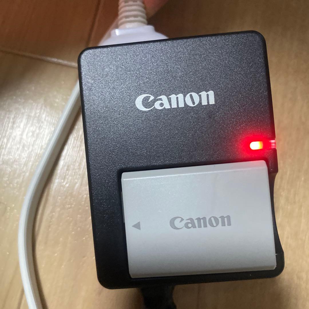 Canon 一眼レフカメラ レンズ付き　ジャンク品　値下げ可