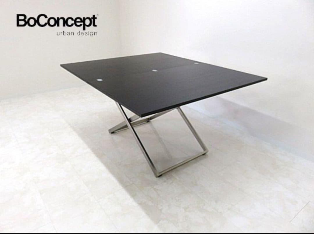 展示品　ボーコンセプト「RUBI」 アジャスタブルテーブル　ダイニングテーブル