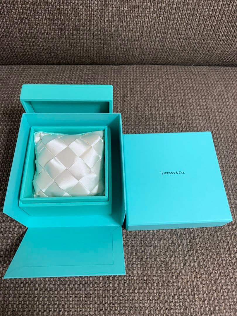 正規品　希少品ティファニーアクセサリーリング　ブレスレットなど小物入れ