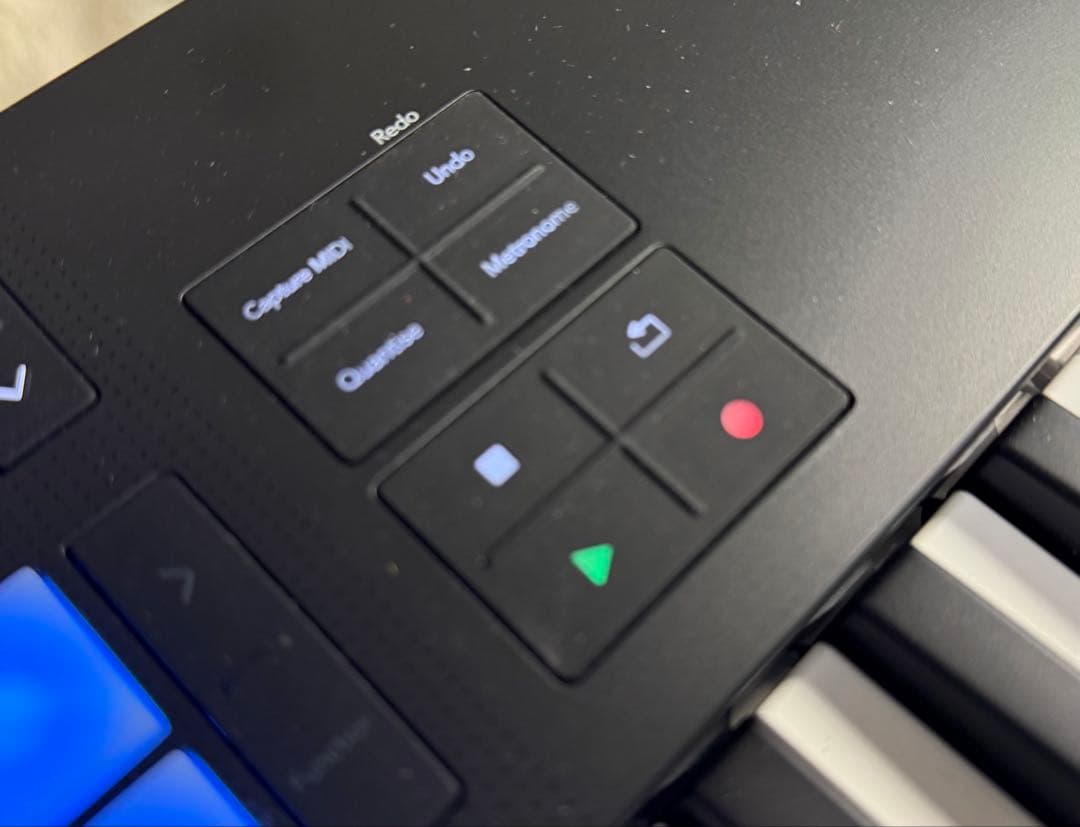 鍵盤楽器 Novation Launchkey MK4 37