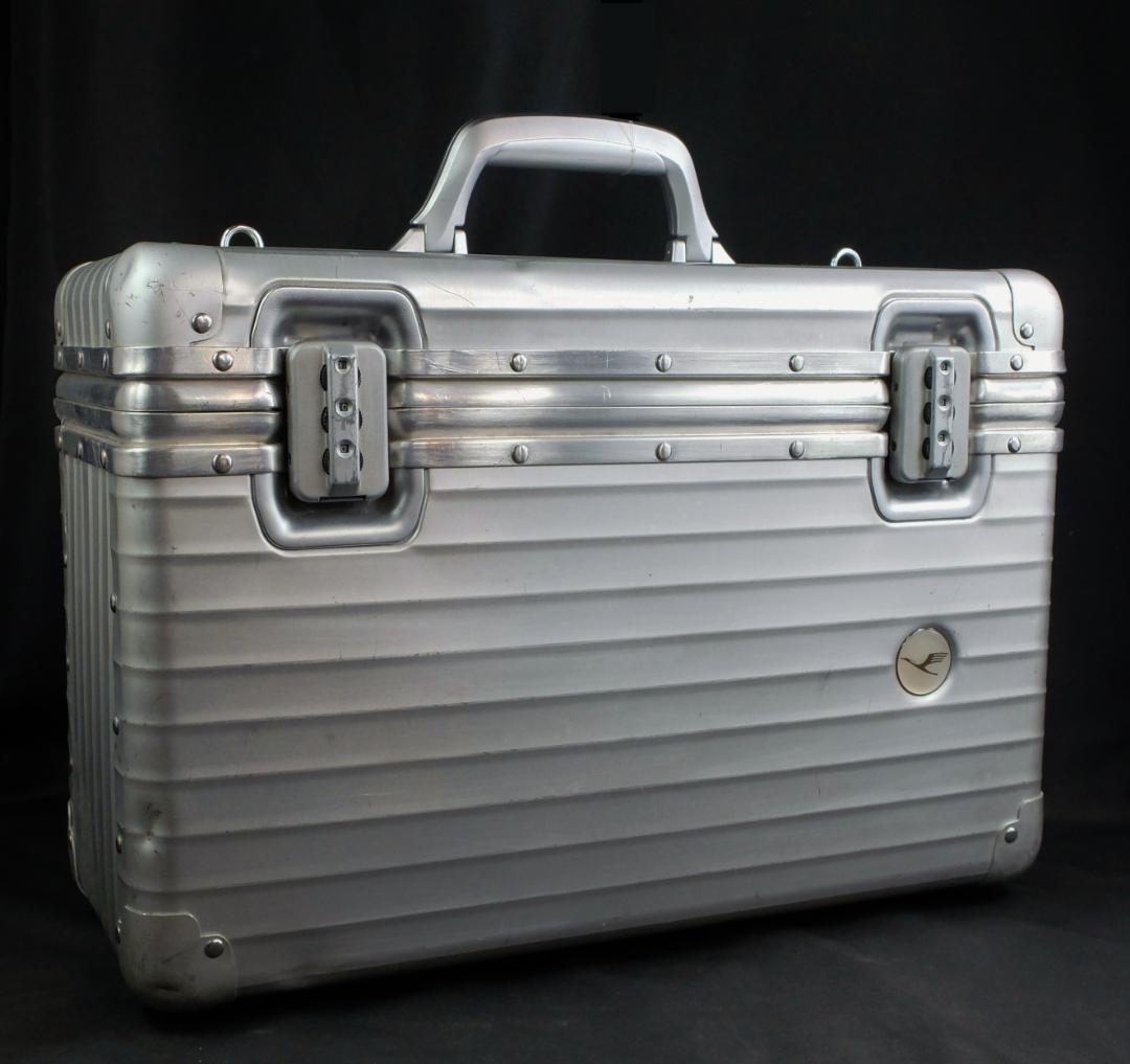 リモワ 940.31トパーズ『ルフトハンザ 』スリムパイロットケース 29L