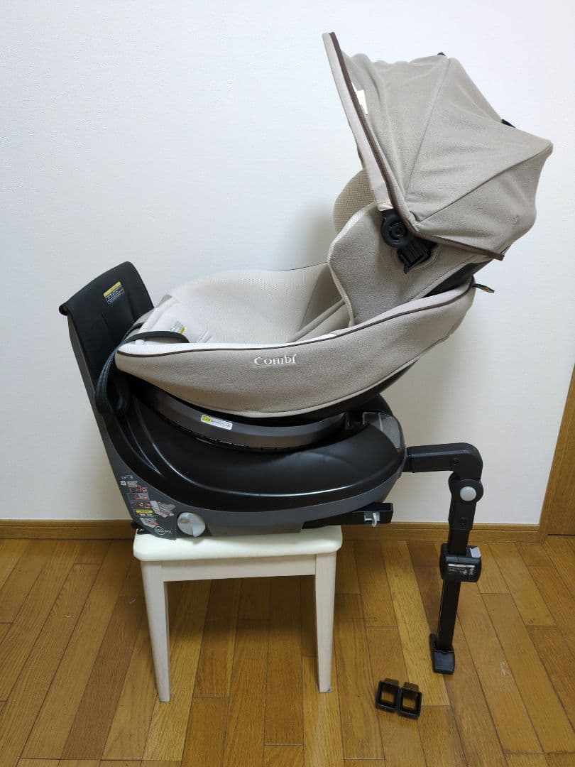 値下げ！【美品】コンビ クルムーヴ スマート ISOFIX エッグショック