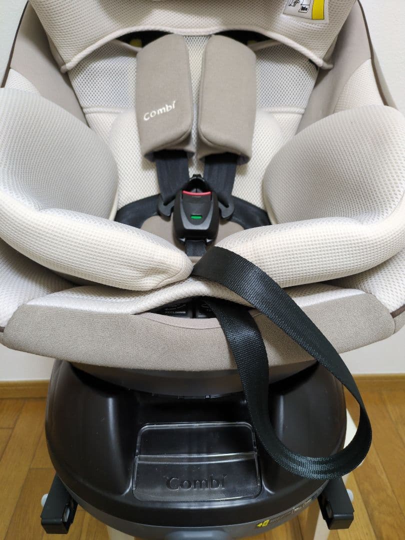 値下げ！【美品】コンビ クルムーヴ スマート ISOFIX エッグショック