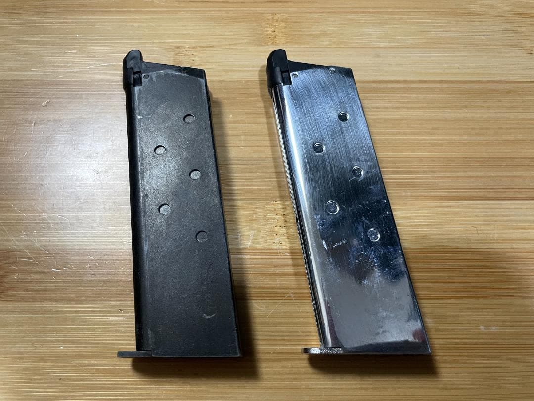 東京マルイ M1911A1 ガスハンドガン マガジン2個付き
