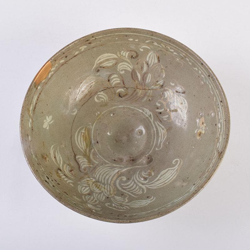 朝鮮美術　李朝　高麗青磁　象嵌花文碗　金継ぎ直し　V　R8968