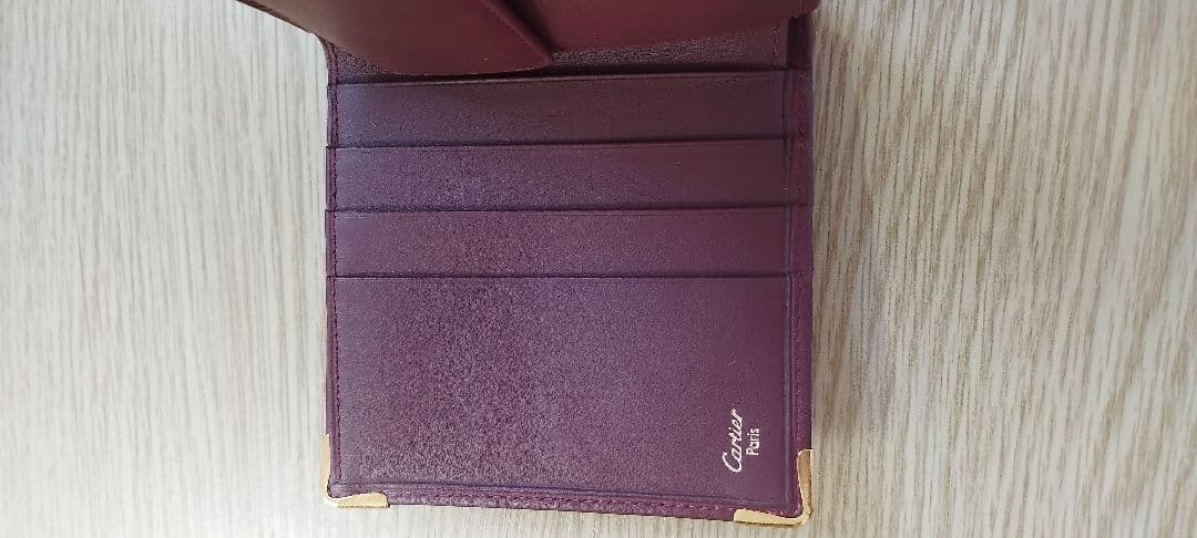 Must de Cartier（マスト ドゥ カルティエ）二つ折り財布　美品