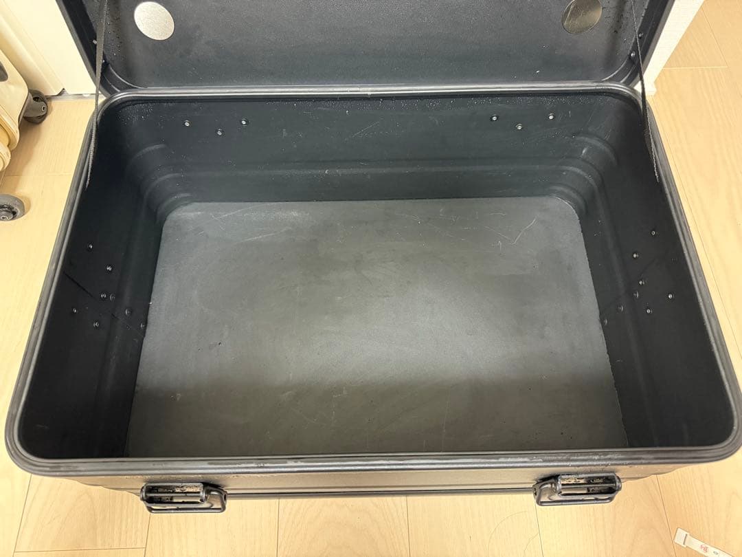 VENTLAX アルミコンテナ PANDORA ブラック46L