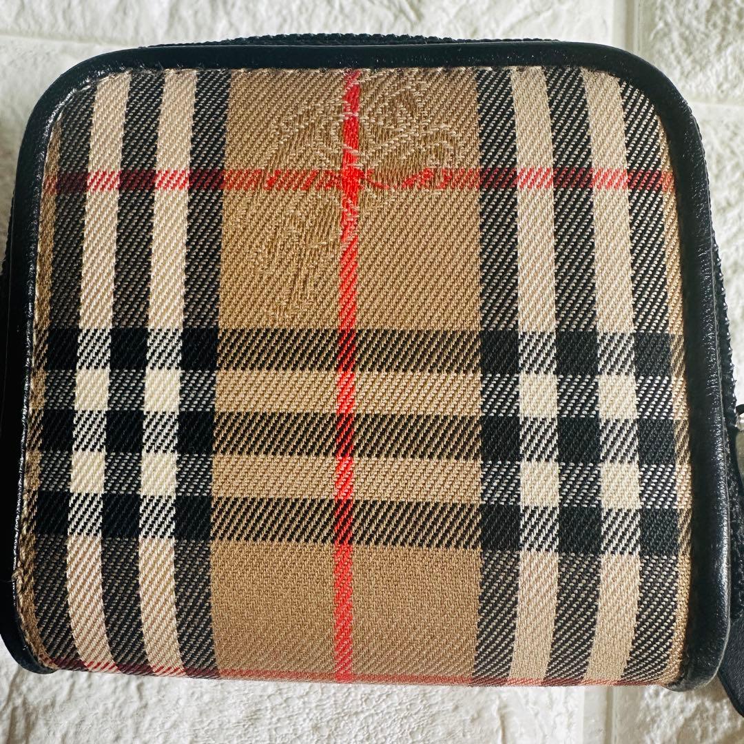 【美品】BURBERRY LONDON ノバチェック ケース 2層