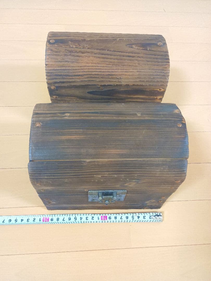 ドラクエ風の木製の古い宝箱☆ 木箱、トレジャーボックス、ジュエリーボックス