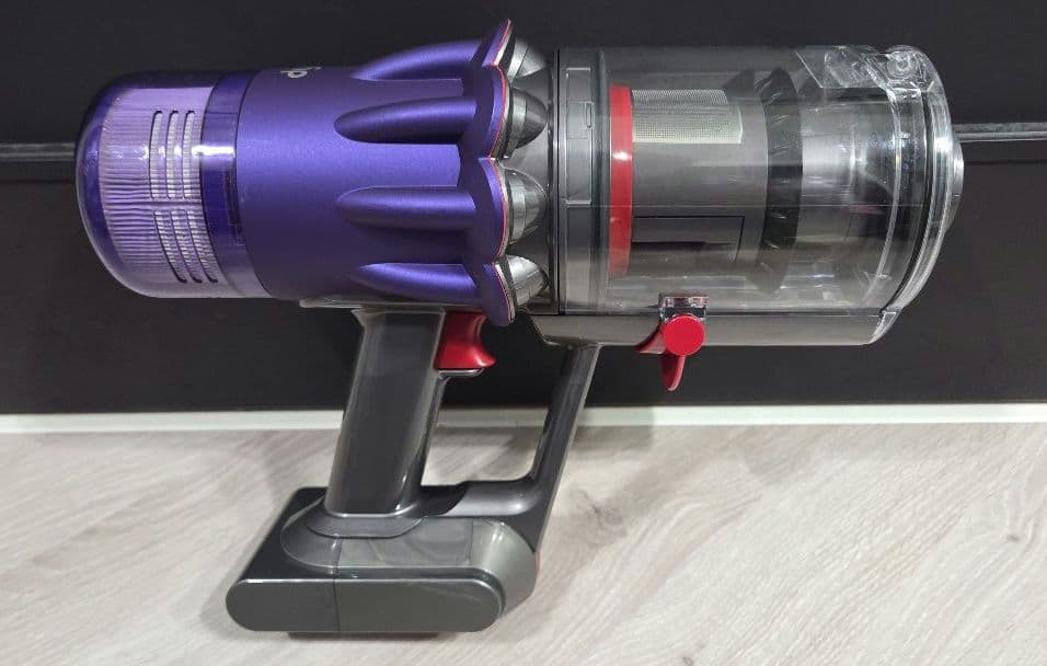 ①ダイソン dyson デジタルスリム SV18 本体+ブラケット 44.5分