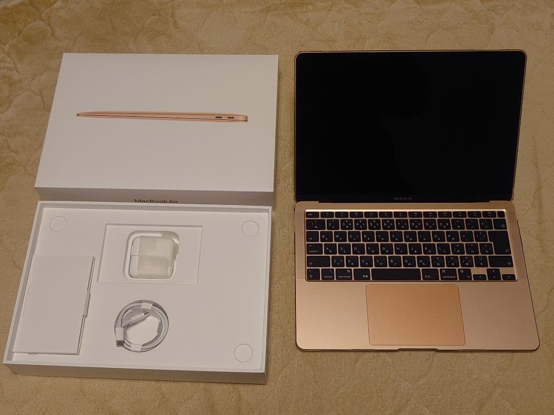 m1 Macbook Air美品カバー付き