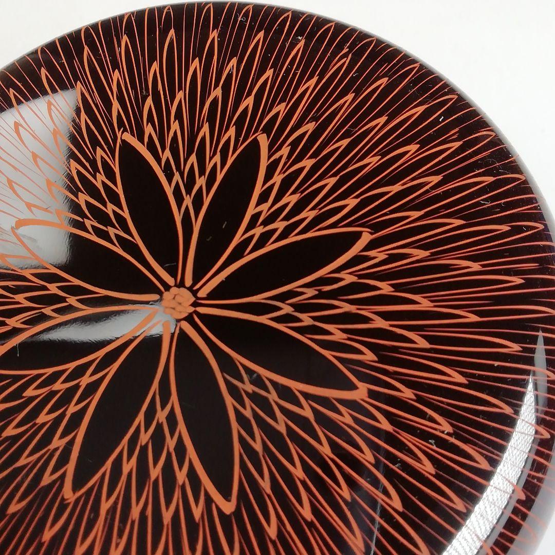 Ｔ８３３　棗　『朱菊彫り』『中棗』『関翠雲 作』　共箱　茶道具