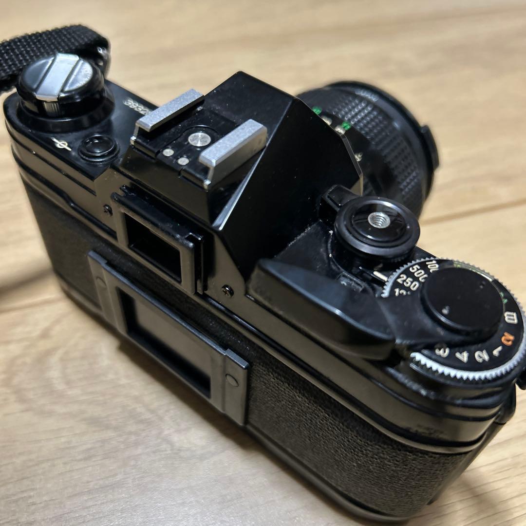 Canon AE-1 フィルム一眼カメラ 28mmレンズ付き