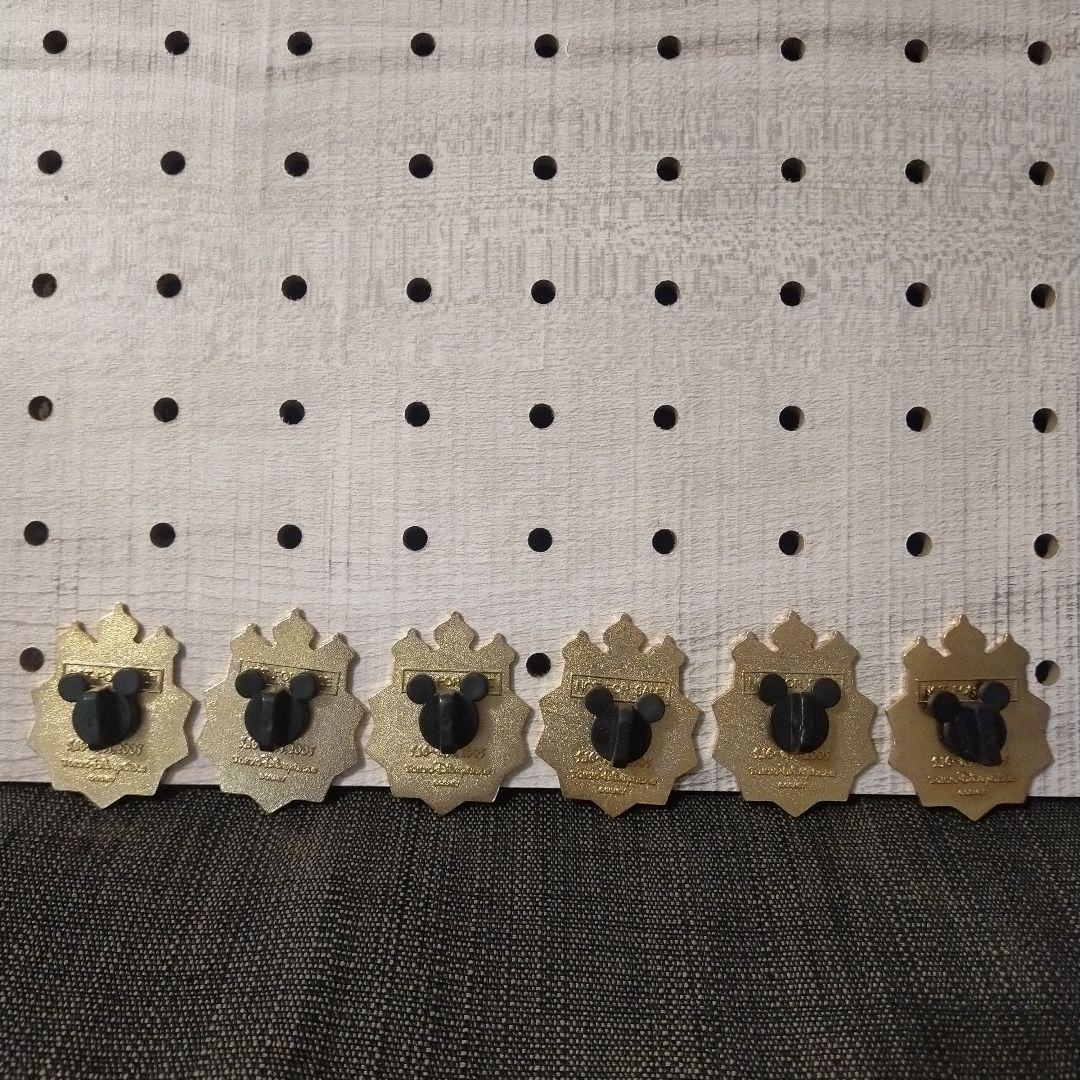 ディズニーシーピンバッジ2005年 6個セット