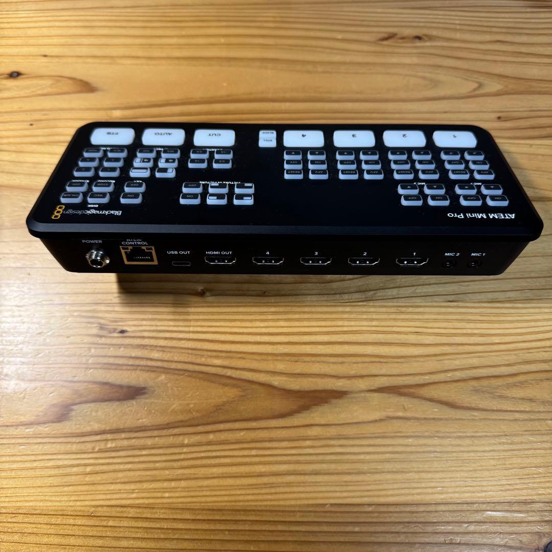 ATEM Mini Pro スイッチャー